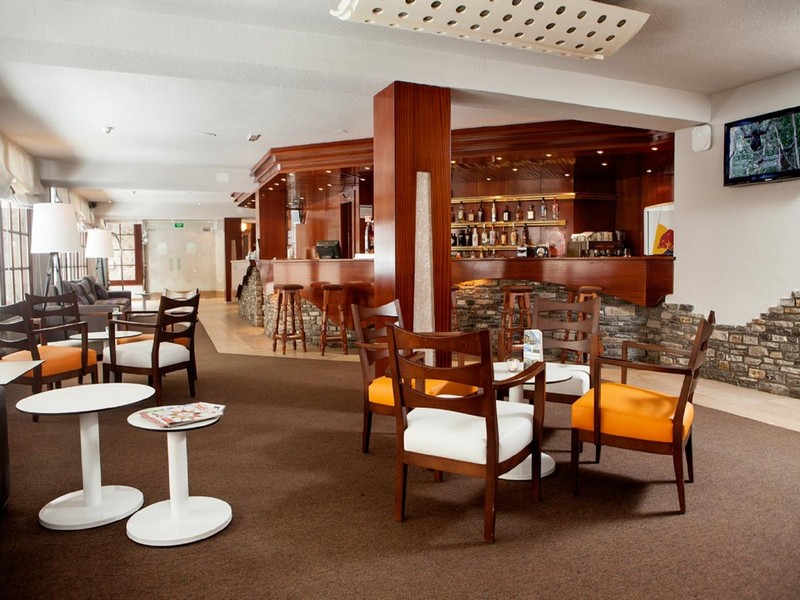 Baren på Hotel Cristina soffor, bord, bar på Hotel Cristina