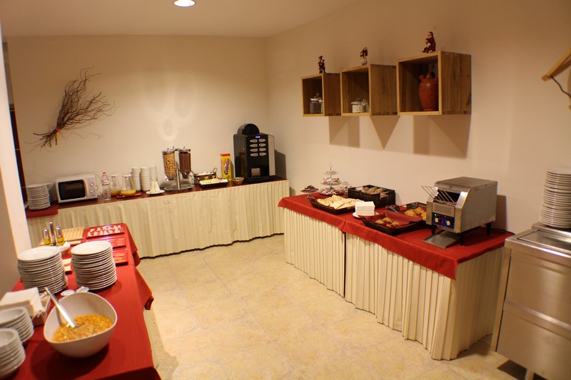 Frukostbuffé Hotel Cubil frukostmat på Hotel Cubil